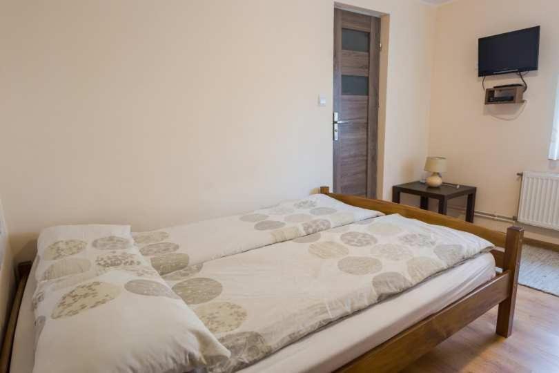 Pokoje Goscinne "Spokojna 10" 600-065-145 Polanczyk Bilik gambar